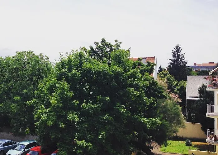 Tuenderpart 아파트 *