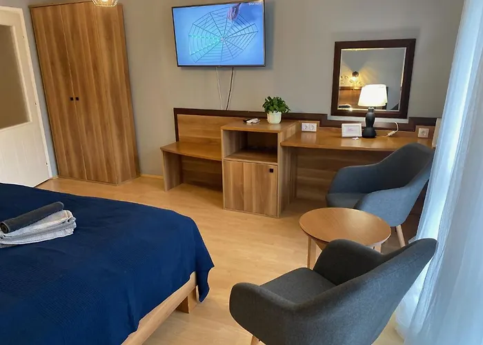 Tuenderpart Appartement Eger